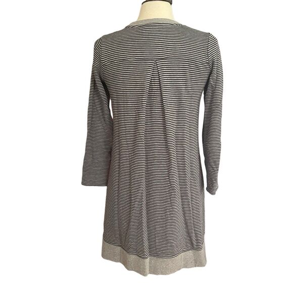J.Jill Sweatshirt Dress Sz XS Gray And Black Stripes Slant Pockets Super Comfy - Picture 3 of 6